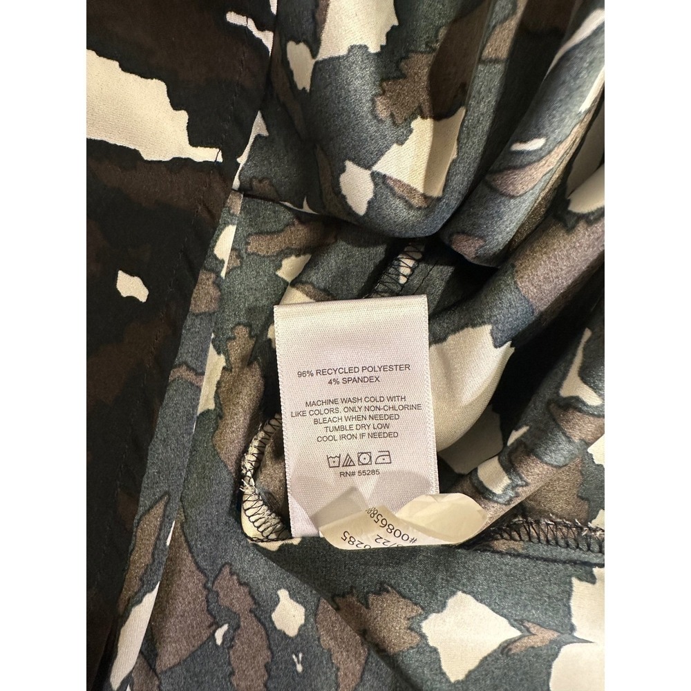 Express Womens Blouse Large Black Brown Abstract Print V-Neck Conscious Edit Top - Picture 6 of 7